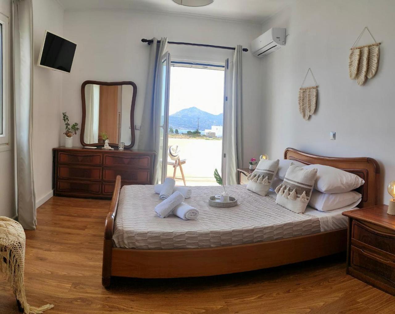 Theasis Apartments Adamantas  ภายนอก รูปภาพ