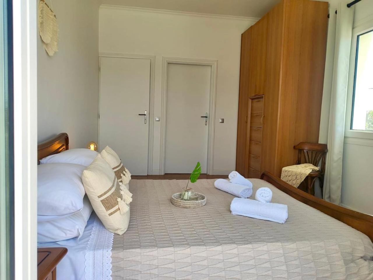 Theasis Apartments Adamantas  ภายนอก รูปภาพ